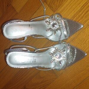Sliver High heel With Rhinestone Decorated Criss-Cross Straps